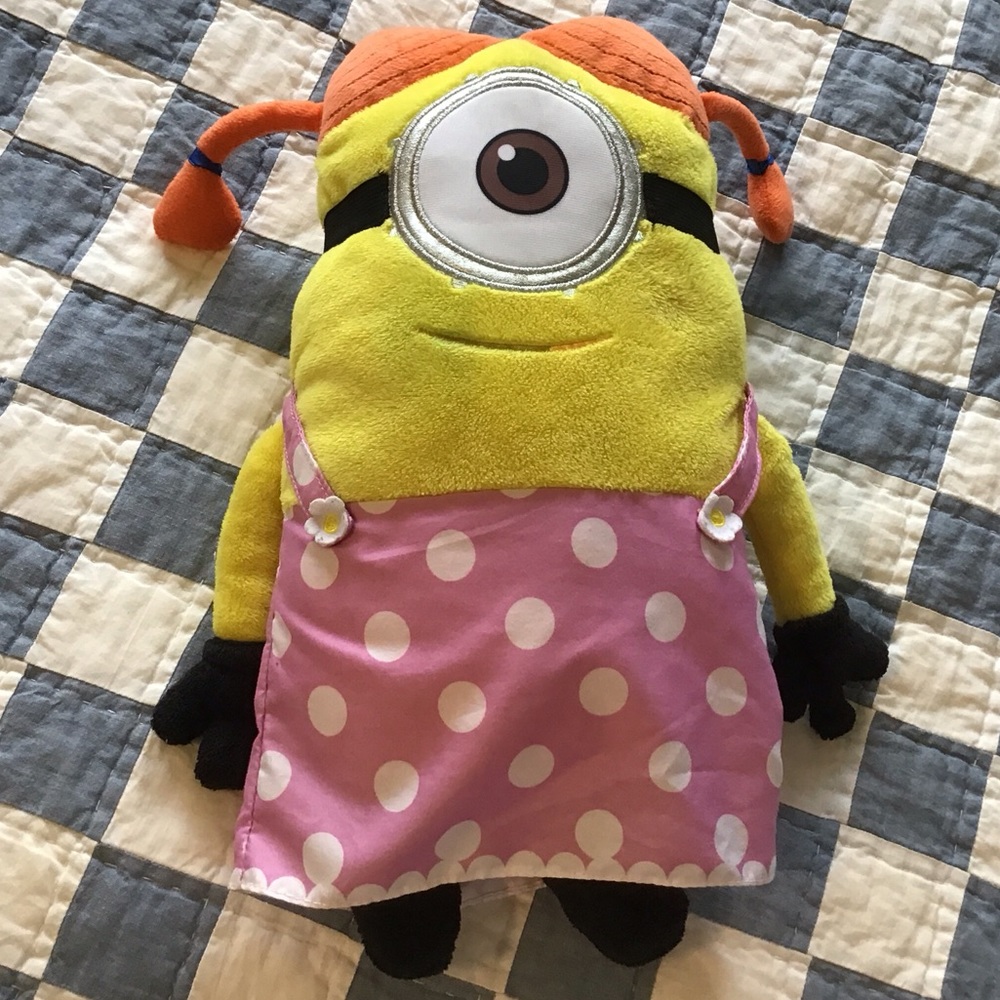 2016 Universal Studios Despicable Me Minion plush